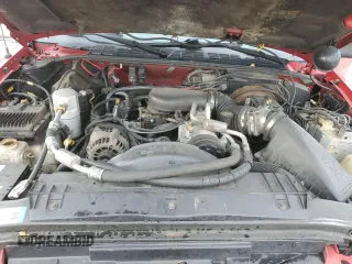 1996 GMC Jimmy SL with VIN 1GKDT13WXT2502347, listed as a Copart auction lot 74502444 with 253,735 mi miles and Salvage Title. Bid and sale history available at carsss.com. Image 12.