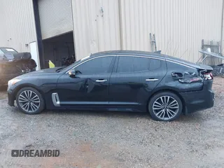 2019 Kia Stinger with VIN KNAE15LA6K6069504, listed as a IAAI auction lot 41031373 with 81,577 mi miles. Bid and sale history available at carsss.com. Image 14.