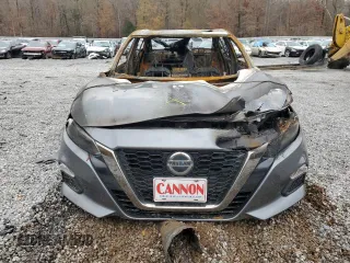 2020 Nissan Altima SR with VIN 1N4AL4CV7LC114144, listed as a Copart auction lot 46984015 with Not Provided miles and Salvage Title. Bid and sale history available at carsss.com. Image 5.