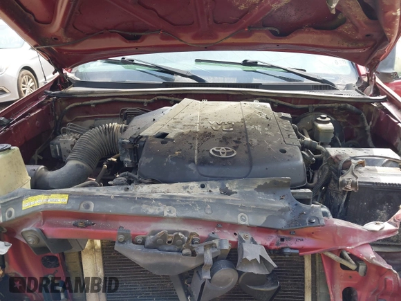 2006 Toyota Tacoma PreRunner with VIN 5TETU62N96Z154826, listed as a IAAI auction lot 41652762 with 418,565 mi miles. Bid and sale history available at carsss.com. Image 10.