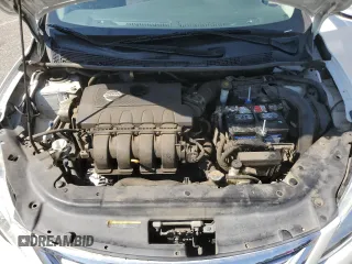 2013 Nissan Sentra SR z VIN 3N1AB7AP7DL713654, wystawiony jako Copart lot #52166535 z przebiegiem 169 272 mil mil oraz Szkoda całkowita • Salvage title. Historia ofert i sprzedaży dostępna na DreamBid. Obrazek 13.