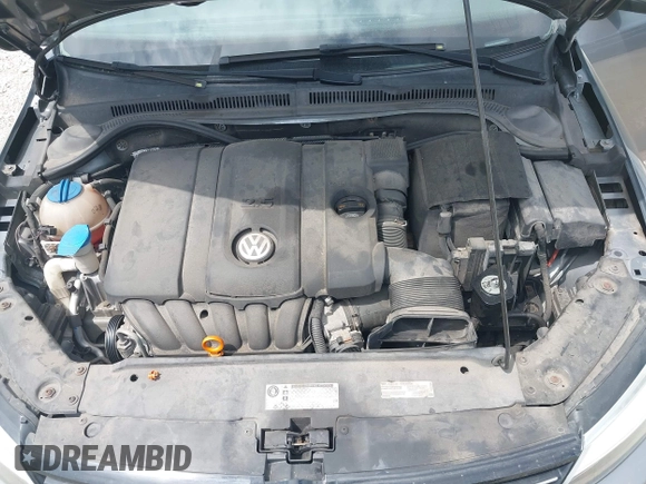 2013 Volkswagen Jetta SE with VIN 3VWDX7AJXDM255977, listed as a IAAI auction lot 42194447 with 120,921 mi miles and . Bid and sale history available at DreamBid. Image 10.