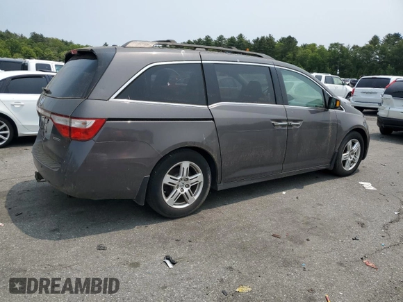 2013 Honda Odyssey Touring with VIN 5FNRL5H98DB053891, listed as a Copart auction lot 59592425 with 174,773 mi miles and Clean title. Bid and sale history available at DreamBid. Image 3.
