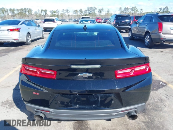 2018 Chevrolet Camaro 2SS with VIN 1G1FG1R70J0100573, listed as a IAAI auction lot 41708889 with 83,834 mi miles and . Bid and sale history available at DreamBid. Image 17.