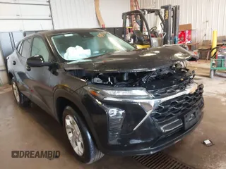 2025 Chevrolet Trax LS with VIN KL77LFEP5SC004784, listed as a IAAI auction lot 41512133 with 21,030 mi miles and . Bid and sale history available at DreamBid. Image 1.