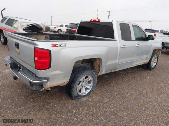 2018 Chevrolet Silverado 1500 LT with VIN 1GCVKREC6JZ379641, listed as a IAAI auction lot 41915555 with 167,472 mi miles. Bid and sale history available at carsss.com. Image 4.