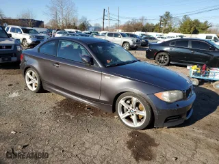2008 BMW 1 Series 135i with VIN WBAUC73598VF24755, listed as a Copart auction lot 81697724 with 138,063 mi miles and Salvage Title. Bid and sale history available at carsss.com. Image 4.