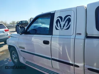1999 Dodge Ram 2500 with VIN 1B7KC236XXJ533327, listed as a IAAI auction lot 41885482 with 178,937 mi miles. Bid and sale history available at carsss.com. Image 14.