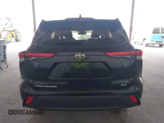 2023 Toyota Highlander L with VIN 5TDKDRAH8PS511517, listed as a IAAI auction lot 42303066 with 39,959 mi miles and . Bid and sale history available at DreamBid. Image 17.