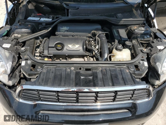 2011 MINI Countryman S with VIN WMWZC5C57BWL53495, listed as a Copart auction lot 61956365 with 117,812 mi miles and Clean title. Bid and sale history available at DreamBid. Image 11.