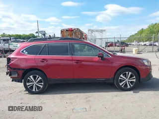 2019 Subaru Outback Limited z VIN 4S4BSANC3K3395882, wystawiony jako IAAI lot #42245756 z przebiegiem 120 548 mil mil oraz . Historia ofert i sprzedaży dostępna na DreamBid. Obrazek 14.