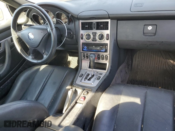 2001 Mercedes-Benz SLK 230 Kompressor with VIN WDBKK49F61F187940, listed as a Copart auction lot 76110434 with 95,053 mi miles and Clean Title. Bid and sale history available at DreamBid. Image 10.