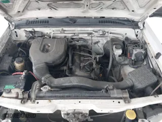 2004 Nissan Frontier 2WD XE with VIN 1N6DD26T54C426903, listed as a IAAI auction lot 41729769 with 271,576 mi miles. Bid and sale history available at carsss.com. Image 10.