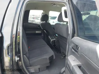 2013 Toyota Tundra 4WD Truck with VIN 5TFUW5F16DX318389, listed as a IAAI auction lot 40647884 with 1 mi miles. Bid and sale history available at carsss.com. Image 8.