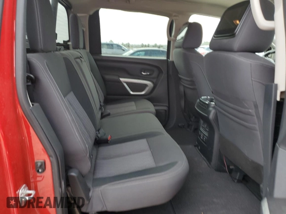 2021 Nissan Titan SV z VIN 1N6AA1EF0MN507040, wystawiony jako Copart lot #44913805 z przebiegiem 31 349 mil mil oraz Szkoda całkowita • Salvage title. Historia ofert i sprzedaży dostępna na DreamBid. Obrazek 10.