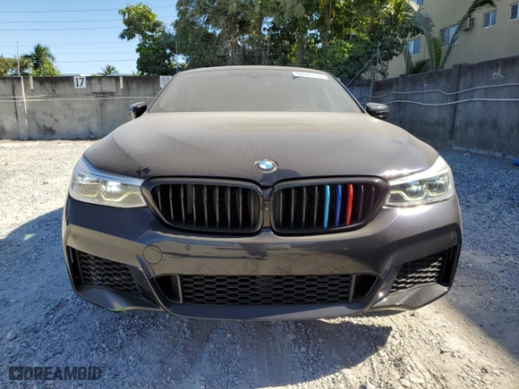 2018 BMW 6 Series 640i xDrive with VIN WBAJV6C57JBK07908, listed as a Copart auction lot 82685134 with 43,901 mi miles and Salvage Title. Bid and sale history available at carsss.com. Image 5.