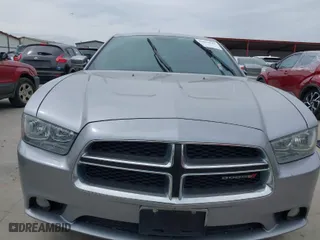 2014 Dodge Charger SXT with VIN 2C3CDXHG6EH239314, listed as a IAAI auction lot 41683245 with 194,180 mi miles. Bid and sale history available at carsss.com. Image 6.
