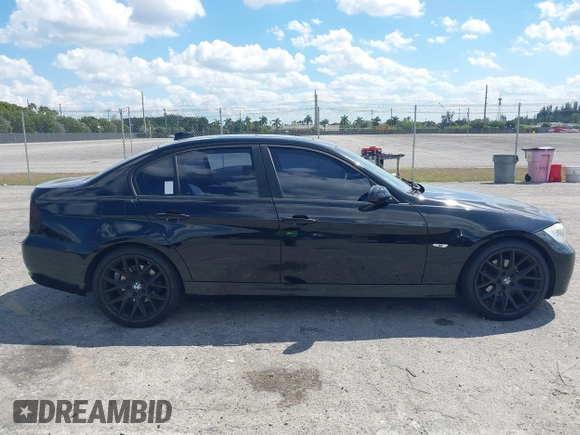 2007 BMW 3 Series 328i with VIN WBAVA33597PV67611, listed as a IAAI auction lot 41856072 with 209,720 mi miles and . Bid and sale history available at DreamBid. Image 13.
