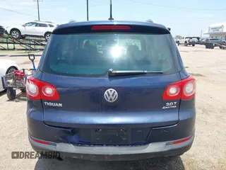 2011 Volkswagen Tiguan SEL с VIN WVGBV7AX4BW506165, выставлен на аукционе IAAI как лот 42256905 с пробегом 171 047 миль миль и . История ставок и продаж доступна на DreamBid. Изображение 16.