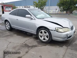 2000 Honda Accord EX z VIN 1HGCG2255YA043026, wystawiony jako IAAI lot #41461994 z przebiegiem 156 173 mil mil oraz . Historia ofert i sprzedaży dostępna na DreamBid. Obrazek 1.