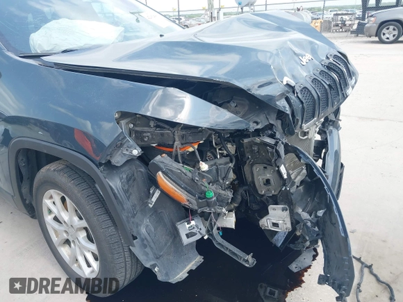 2018 Jeep Cherokee Latitude Plus с VIN 1C4PJLLB7JD573322, выставлен на аукционе IAAI как лот 42162841 с пробегом 81 938 миль миль и . История ставок и продаж доступна на DreamBid. Изображение 6.