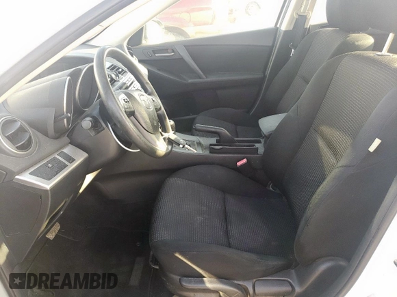 2013 Mazda 3 i Sport z VIN JM1BL1U74D1750112, wystawiony jako Copart lot #59871995 z przebiegiem 93 129 mil mil oraz Szkoda całkowita • Salvage title. Historia ofert i sprzedaży dostępna na DreamBid. Obrazek 7.