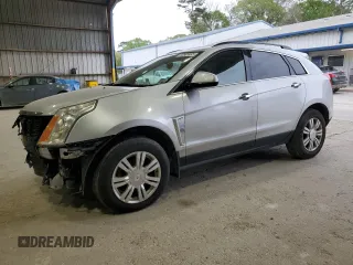 2015 Cadillac SRX z VIN 3GYFNAE33FS573295, wystawiony jako Copart lot #50505935 z przebiegiem Nie podano mil oraz Czysty tytuł • Clean title. Historia ofert i sprzedaży dostępna na DreamBid. Obrazek 1.