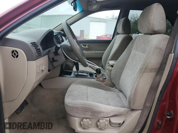 2006 Kia Sorento LX with VIN KNDJD733765583752, listed as a Copart auction lot 48997935 with 176,846 mi miles and Clean Title. Bid and sale history available at DreamBid. Image 7.