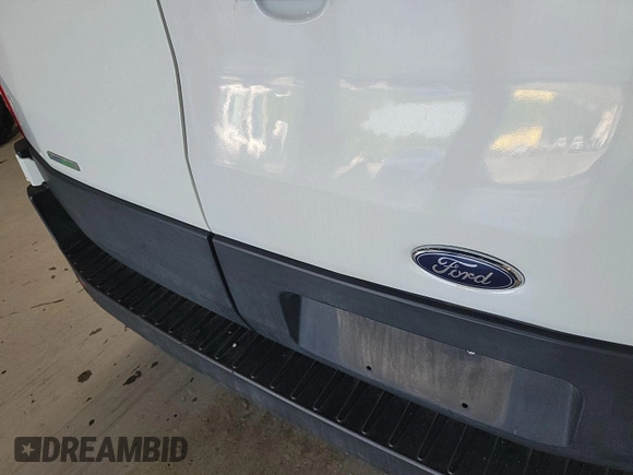 2019 Ford Transit with VIN 1FTYE1CG3KKB86885, listed as a IAAI auction lot 42907665 with 122,910 mi miles and . Bid and sale history available at DreamBid. Image 31.
