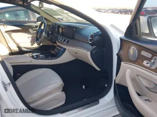 2017 Mercedes-Benz E-Class E 300 Luxury with VIN WDDZF4JB1HA151096, listed as a IAAI auction lot 41439955 with 113,407 mi miles. Bid and sale history available at carsss.com. Image 5.
