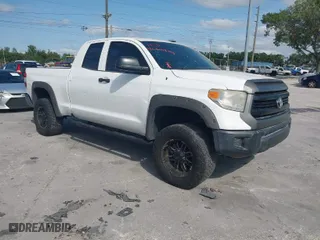 2016 Toyota Tundra 2WD Truck SR with VIN 5TFRM5F16GX101019, listed as a IAAI auction lot 42000204 with NaN miles. Bid and sale history available at carsss.com. Image 1.