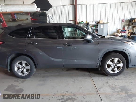2021 Toyota Highlander L with VIN 5TDBZRBH4MS123650, listed as a IAAI auction lot 42726469 with 92,877 mi miles and . Bid and sale history available at DreamBid. Image 13.