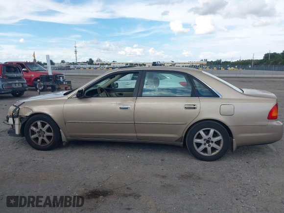 2001 Toyota Avalon XL with VIN 4T1BF28B41U163863, listed as a IAAI auction lot 41679620 with 312,264 mi miles and . Bid and sale history available at DreamBid. Image 15.