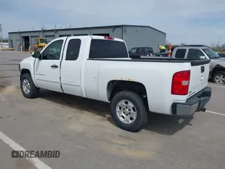 2011 Chevrolet Silverado 1500 LT with VIN 1GCRCSE01BZ461967, listed as a IAAI auction lot 42014470 with 122,903 mi miles and . Bid and sale history available at DreamBid. Image 3.
