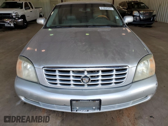 2002 Cadillac DeVille DTS with VIN 1G6KF57952U303332, listed as a Copart auction lot 61852523 with 173,500 mi miles and Clean Title. Bid and sale history available at carsss.com. Image 5.