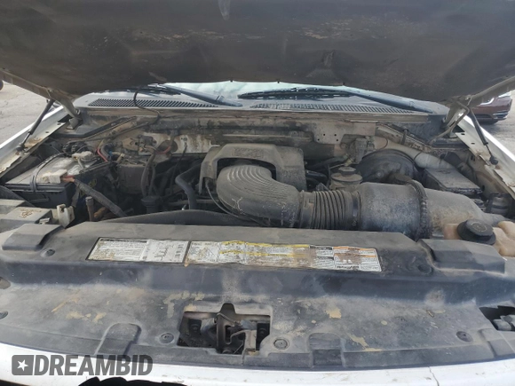 2001 Ford F-150 XL z VIN 1FTRX18L21NA29205, wystawiony jako Copart lot #58928795 z przebiegiem Nie podano mil oraz Szkoda całkowita • Salvage title. Historia ofert i sprzedaży dostępna na DreamBid. Obrazek 11.