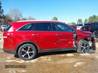 2017 Kia Sorento EX with VIN 5XYPHDA52HG322833, listed as a IAAI auction lot 41611029 with 166,590 mi miles and . Bid and sale history available at DreamBid. Image 13.