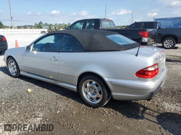 2000 Mercedes-Benz CLK 320/430 z VIN WDBLK70G4YT035047, wystawiony jako Copart lot #52852405 z przebiegiem 141 197 mil mil oraz Szkoda całkowita • Salvage title. Historia ofert i sprzedaży dostępna na DreamBid. Obrazek 2.