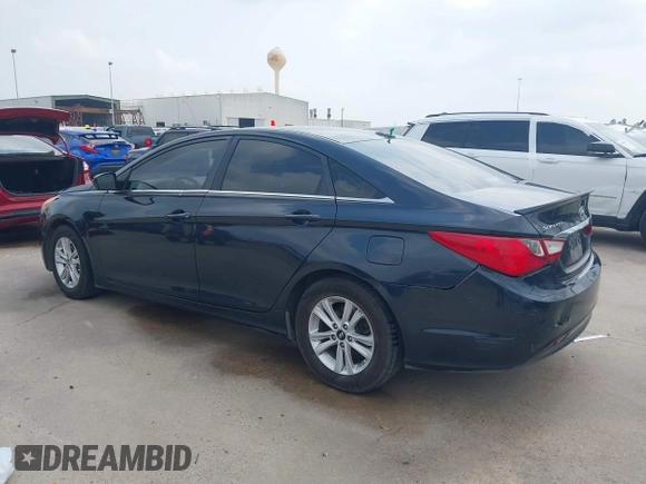 2013 Hyundai Sonata GLS z VIN 5NPEB4AC7DH551258, wystawiony jako IAAI lot #39504398 z przebiegiem 177 552 mil mil oraz . Historia ofert i sprzedaży dostępna na DreamBid. Obrazek 3.