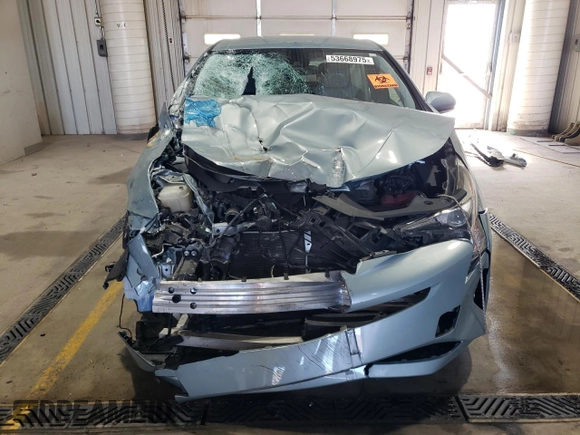 2017 Toyota Prius Two with VIN JTDKBRFU5H3577666, listed as a Copart auction lot 53668975 with 60,752 mi miles and Salvage Title. Bid and sale history available at DreamBid. Image 5.