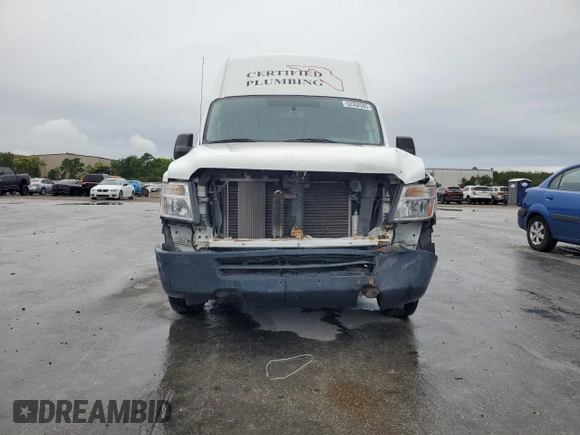 2017 Nissan NV Cargo SV z VIN 1N6BF0LY9HN807928, wystawiony jako Copart lot #60340275 z przebiegiem 133 501 mil mil oraz Szkoda całkowita • Salvage title. Historia ofert i sprzedaży dostępna na DreamBid. Obrazek 5.