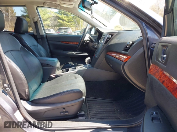 2012 Subaru Outback Limited z VIN 4S4BRBKC1C3208047, wystawiony jako IAAI lot #42044622 z przebiegiem 170 015 mil mil oraz . Historia ofert i sprzedaży dostępna na DreamBid. Obrazek 5.