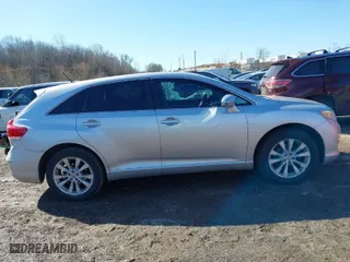 2014 Toyota Venza LE with VIN 4T3ZA3BB4EU086629, listed as a IAAI auction lot 41746517 with 204,028 mi miles. Bid and sale history available at carsss.com. Image 13.