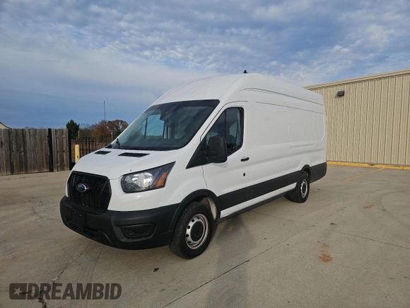 2022 Ford Transit Cargo with VIN 1FTBW3X80NKA12133, listed as a Copart auction lot 80324314 with 176,221 mi miles and Clean Title. Bid and sale history available at carsss.com. Image 2.