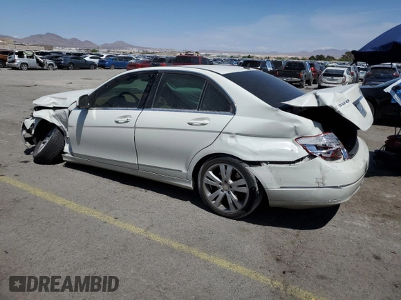 2008 Mercedes-Benz C 300 Sport z VIN WDDGF54X68R013950, wystawiony jako Copart lot #53388265 z przebiegiem 171 032 mil mil oraz Szkoda całkowita • Salvage title. Historia ofert i sprzedaży dostępna na DreamBid. Obrazek 2.