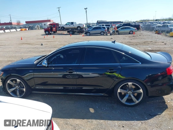 2013 Audi S6 Prestige with VIN WAUJ2AFC0DN096028, listed as a IAAI auction lot 41817347 with 132,992 mi miles. Bid and sale history available at carsss.com. Image 15.