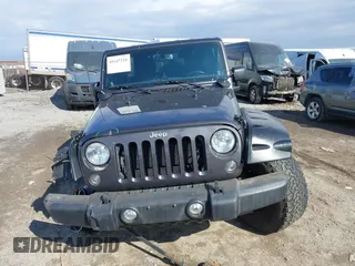 2014 Jeep Wrangler Unlimited Sport with VIN 1C4HJWDG1EL251271, listed as a IAAI auction lot 41647210 with 100,168 mi miles. Bid and sale history available at carsss.com. Image 13.