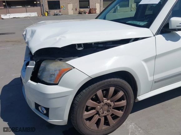 2012 Mercedes-Benz GLK-Class GLK 350 with VIN WDCGG8HB6CF765868, listed as a IAAI auction lot 41880139 with 157,437 mi miles. Bid and sale history available at carsss.com. Image 18.