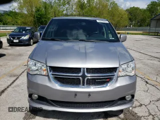 2018 Dodge Grand Caravan SXT z VIN 2C4RDGCG8JR249568, wystawiony jako Copart lot #55270675 z przebiegiem 146 666 mil mil oraz Szkoda całkowita • Salvage title. Historia ofert i sprzedaży dostępna na DreamBid. Obrazek 5.