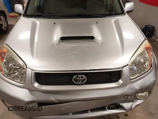 2005 Toyota RAV4 with VIN JTEHD20V250038735, listed as a IAAI auction lot 41853061 with 132,795 mi miles. Bid and sale history available at carsss.com. Image 10.